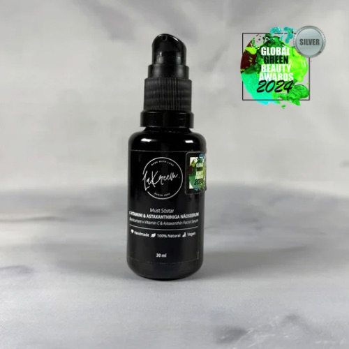 Black Currant. Serum with vitamin c and astaxanthiniga